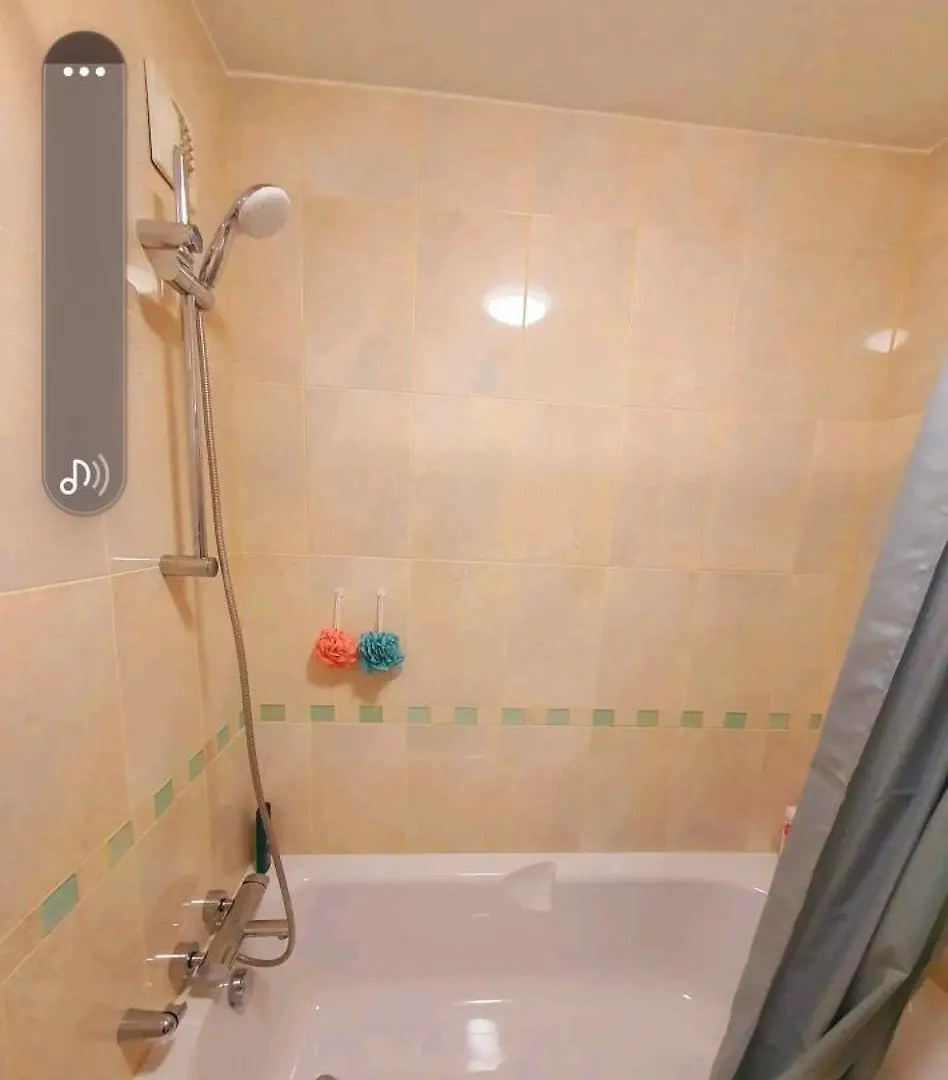 Renewed Spacious 35m2 In Paris